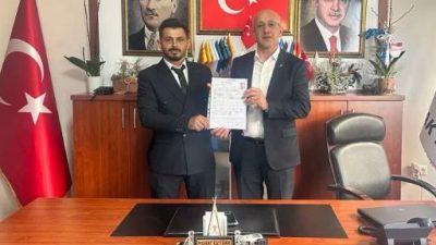 Aslen Sarıvelilerli olan genç iş insanı Hasan Asarlı AK Parti'den