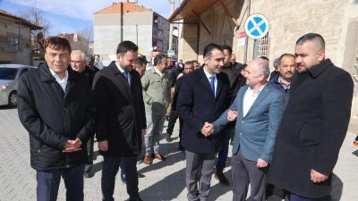 Karaman Belediye Başkanı Savaş Kalaycı, seçim çalışmaları kapsamında ziyaret turuna