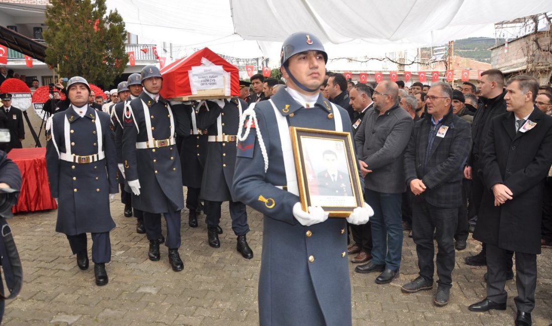 Adıyaman İl Jandarma Komutanlığında görev yaptığı birlikte elektrik arızasını gidermek