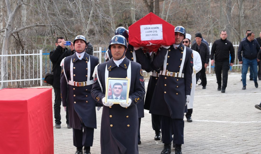 Görev yaptığı Mardin’de geçirdiği trafik kazası sonucu hayatını kaybeden Jandarma