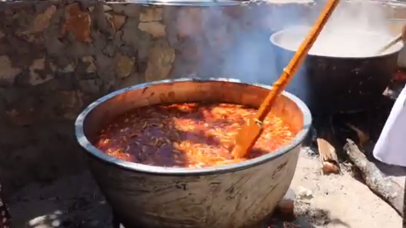 Karaman'ın Ermenek ilçesine bağlı Kazancı Beldesi şenliğe hazırlanıyor. Kazancı Belediyesi’nden